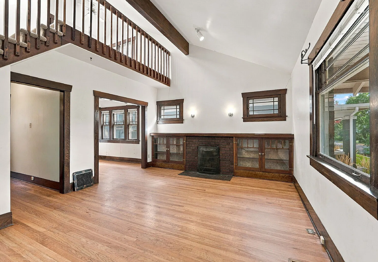 2 bed, 2.0 bath, 1642 sqft, $2,971 — Photo 4