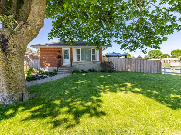 153 Springbank Ave N, Woodstock, ON N4S 7P9