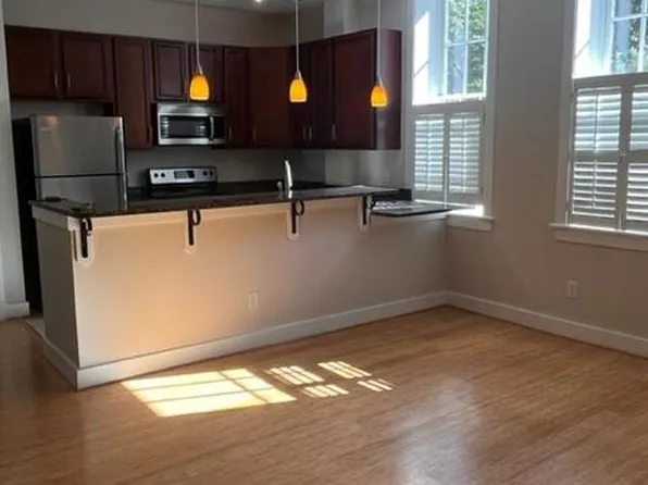 101 Village Dr #102, Staunton, VA 24401