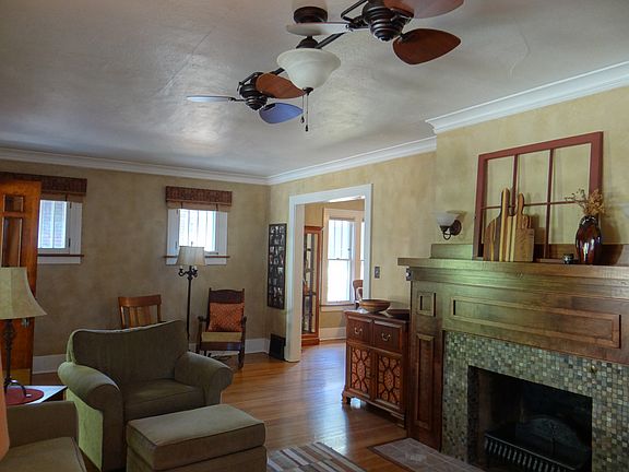 Living room, from west wall