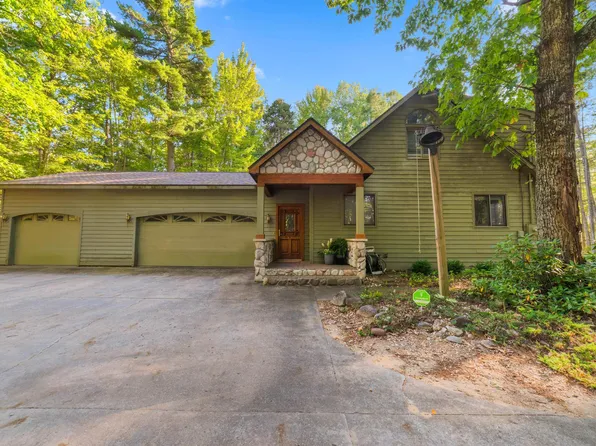 6993 Aarwood Rd NW, Rapid City, MI 49676