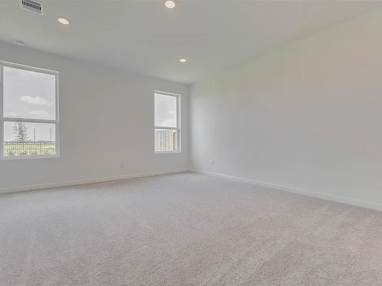 31715 Wild Meadow Dr — Photo 10