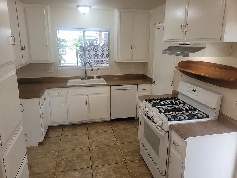15071 Sevilla Cir — Photo 12