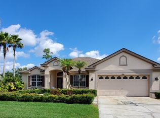 1008 Robinwood Dr, Oldsmar, FL 34677
