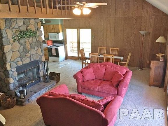4th image of 77 Oak Run Dr