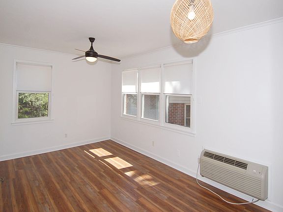 4th image of 817 Daniels St APT B