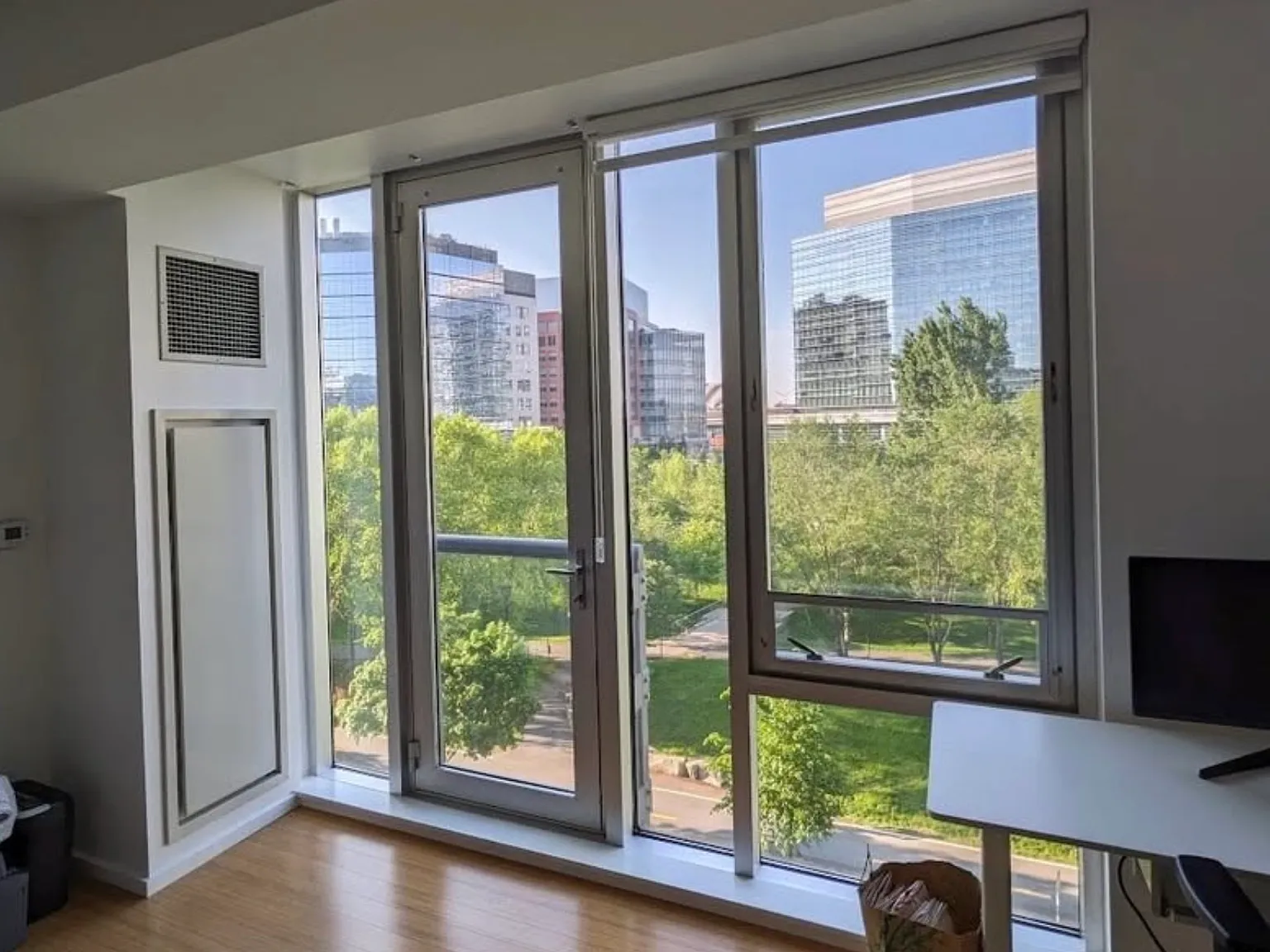 1 bed, 1.0 bath, 9999 sqft, $3,500 — Photo 4
