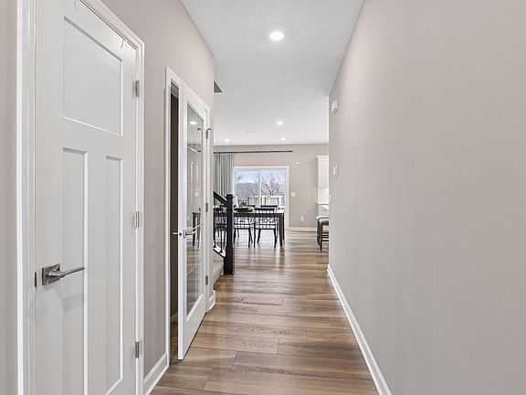 4th image of 6331 Apple Ct