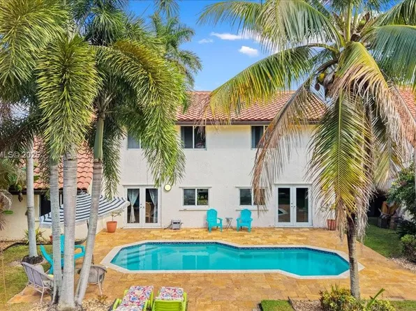 2560 Bass Way, Cooper City, FL 33026