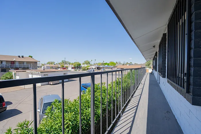 1703 W Mountain View Rd #15 — Photo 3