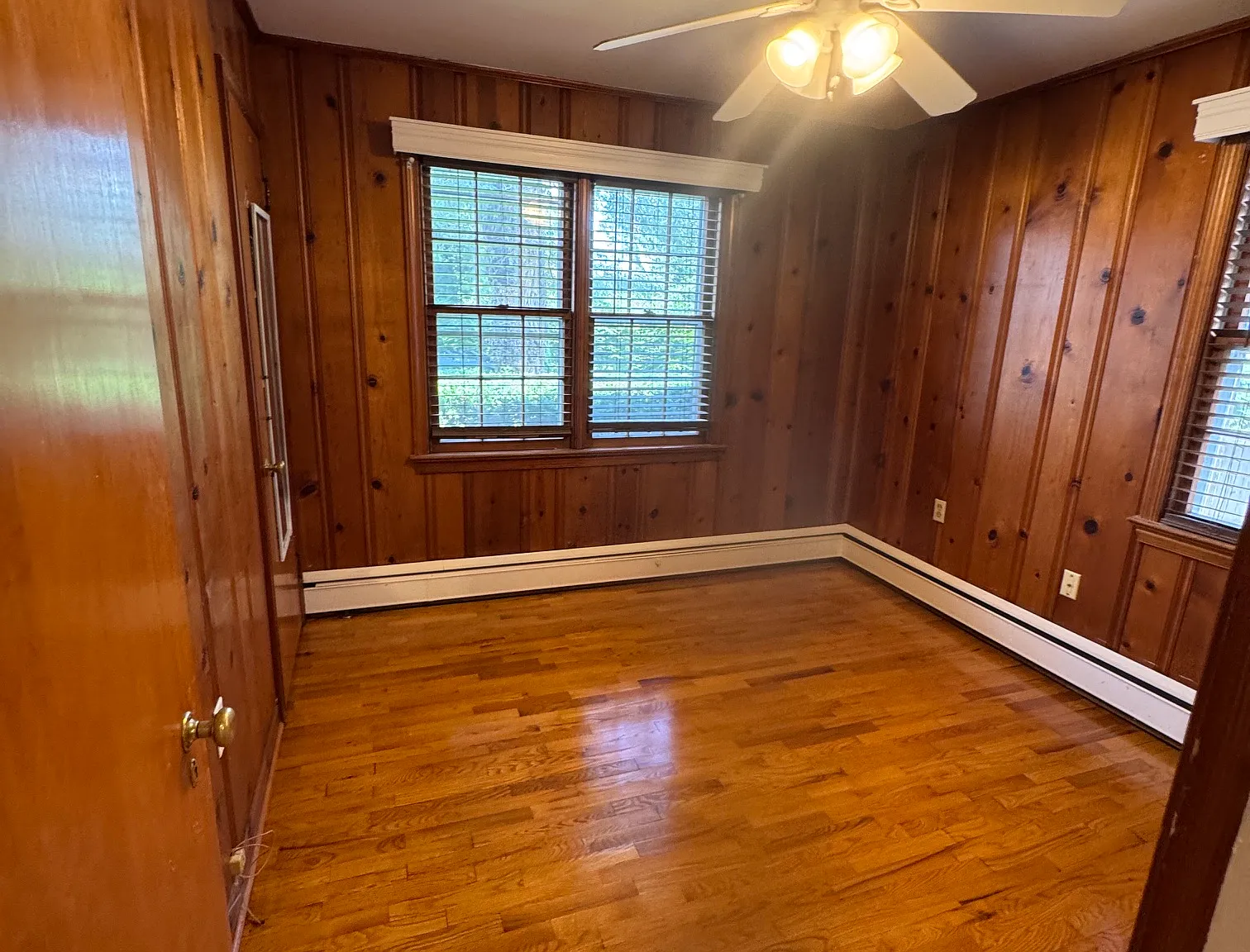 305 W Leicester St — Photo 4