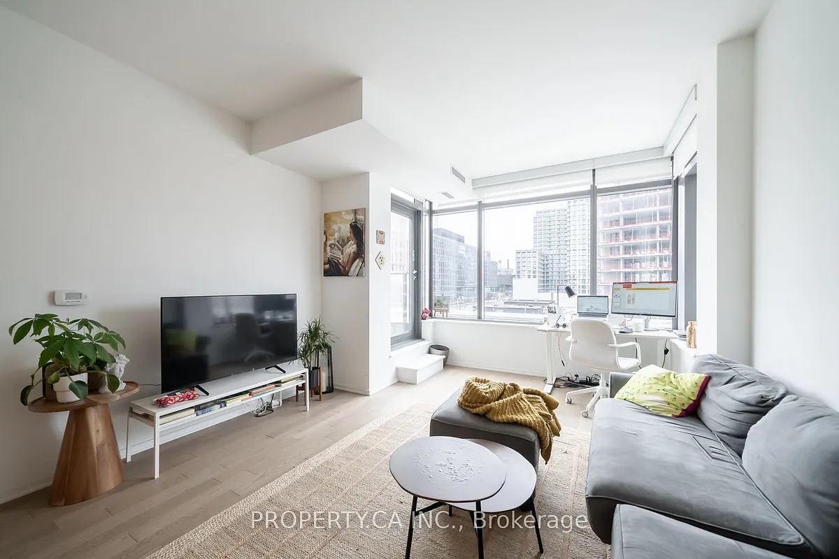Building Photo - 12 Bonnycastle St #422