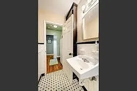 213 Norbourne Blvd #2 — Photo 2
