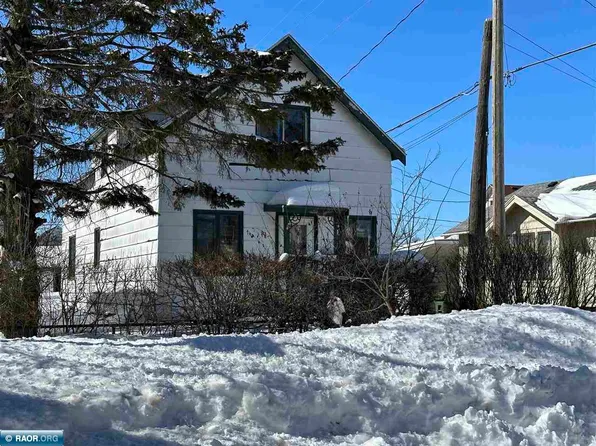 2507 4th Ave E, Hibbing, MN 55746