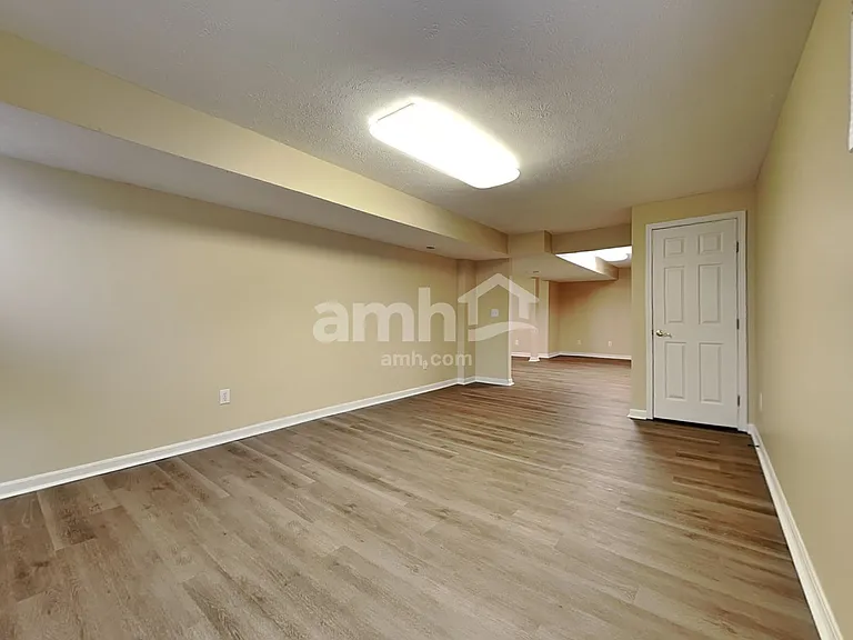 4558 Randall Dr — Photo 26