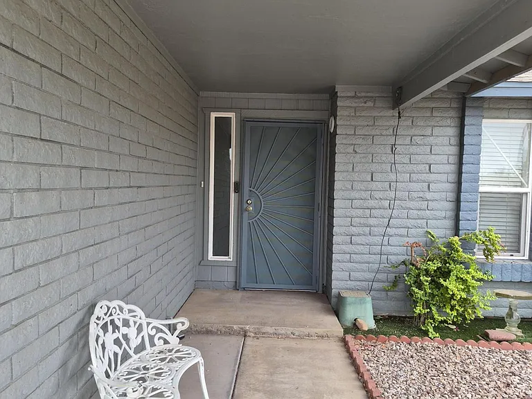 517 W Peralta Ave — Photo 17