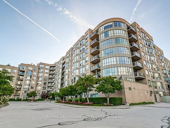 4th image of 2511 Lakeshore Rd W #519