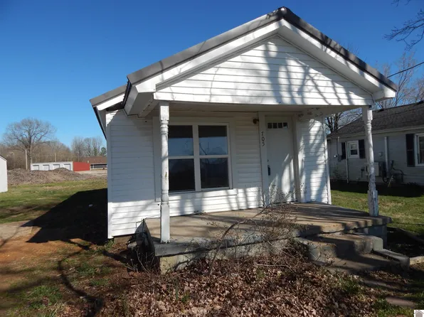 705 Elm St, Benton, KY 42025