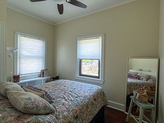 3rd image of 1011 S 49th St #1