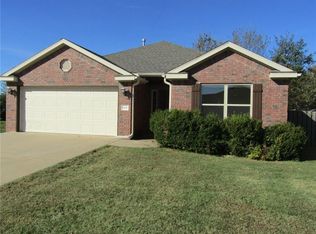 2806 S C St, Rogers, AR 72758