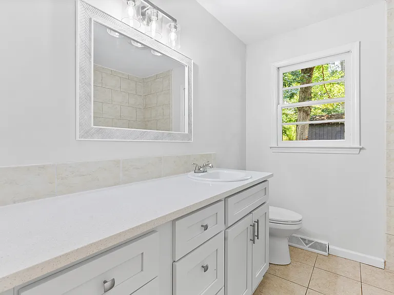 6101 Davidson Dr — Photo 5