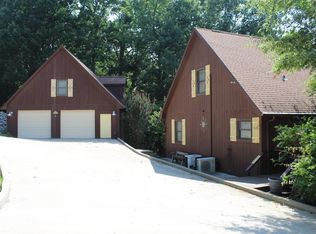 215 Daniel Boone Rd, Eddyville, KY 42038