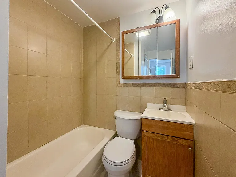 272 Grant Ave #1 — Photo 14