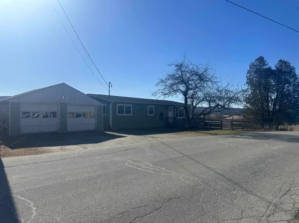 2161 Briar Hill Road, Haverhill, NH 03774