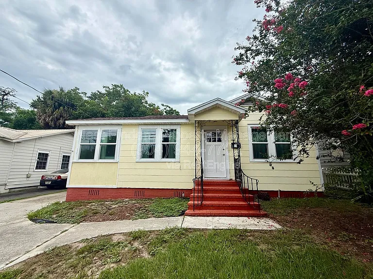 5143 Palmer Ave — Photo 1