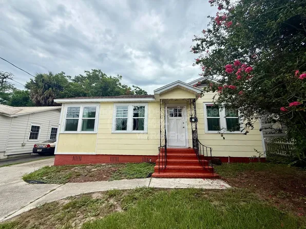 5143 Palmer Ave, Jacksonville, FL 32210