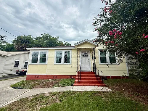 5143 Palmer Ave Photo 1