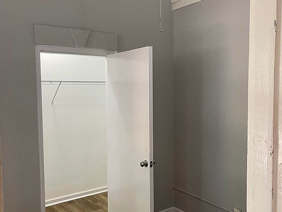 4th image of 3736 Elberta St Unit C4