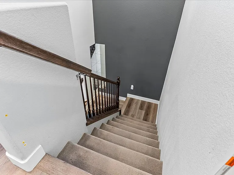 9131 Mount Wilson St — Photo 14