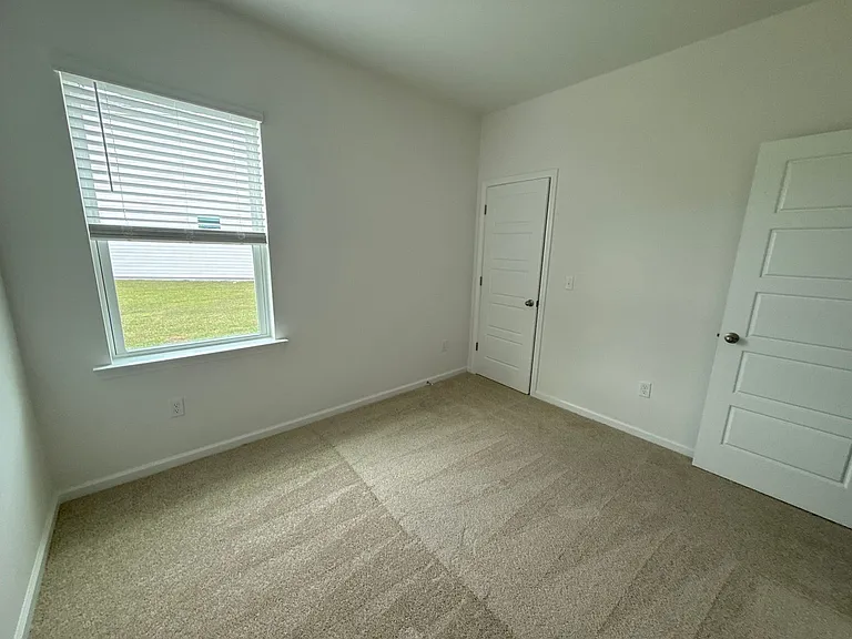 5033 Gallop Ct — Photo 3