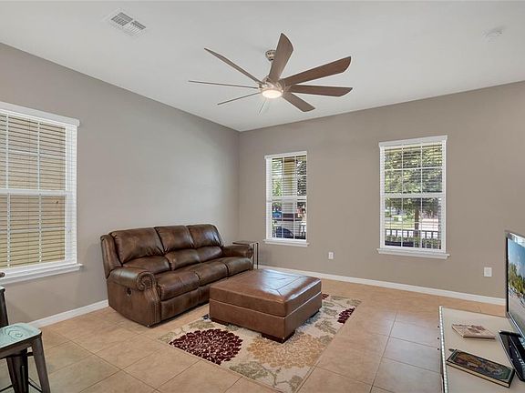 5th image of 9261 Grand Island Way
