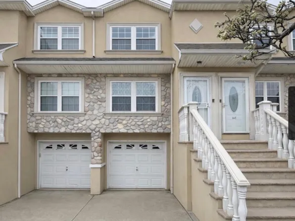 149 Dartmouth Loop #2, Staten Island, NY 10306