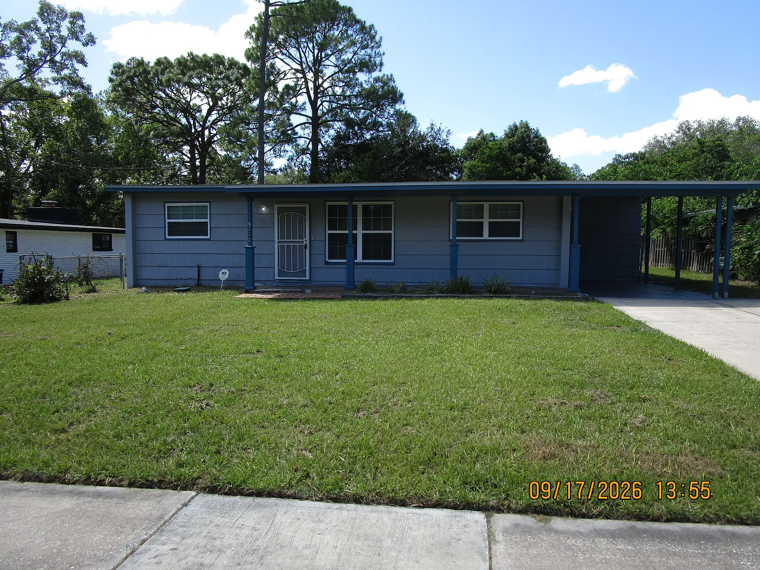 3 bed, 1.5 bath, 1335 sqft, $1,395 — Photo 1
