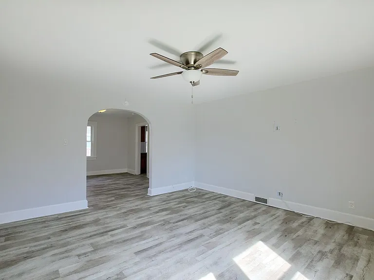 804 City Park Ave #A — Photo 6