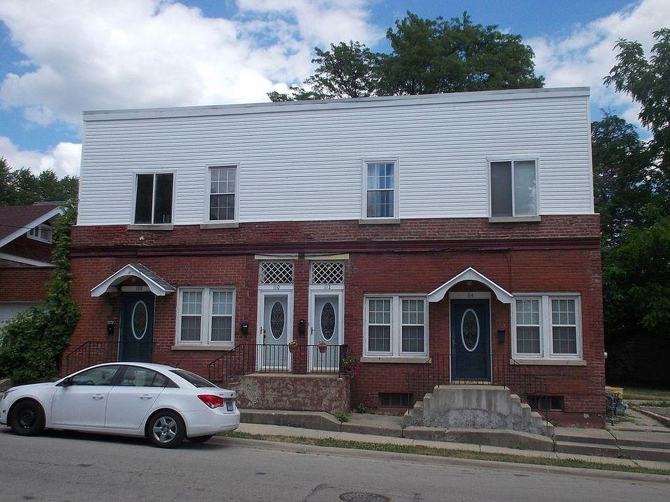 1st image of 114 S Chicago Ave