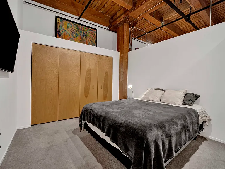 1500 W Monroe St #210 — Photo 5