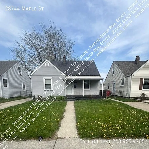 28744 Maple St Photo 1