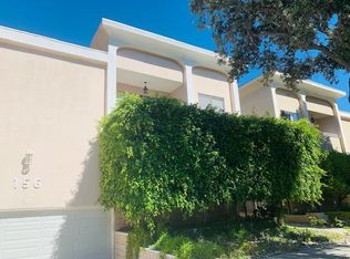 156 N Clark Dr, Beverly Hills, CA 90211