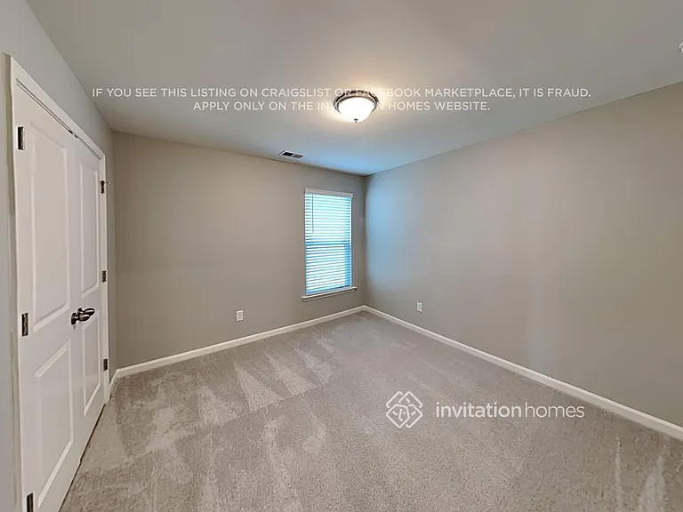 117 Webster Cir — Photo 15