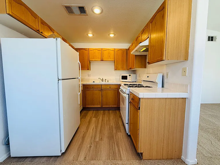 352 Pine Haven St #206 — Photo 10