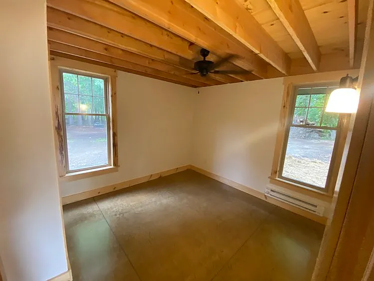 52 Main St #10 — Photo 12