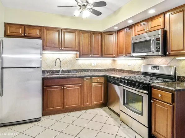 328 Wisconsin Ave, Oak Park, IL