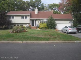 246 Riveredge Rd, Tinton Falls, NJ 07724