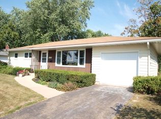2009 Portage Rd, Madison, WI 53704