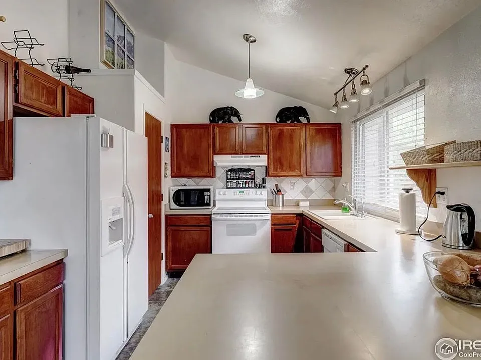 3838 Fredericks Ct