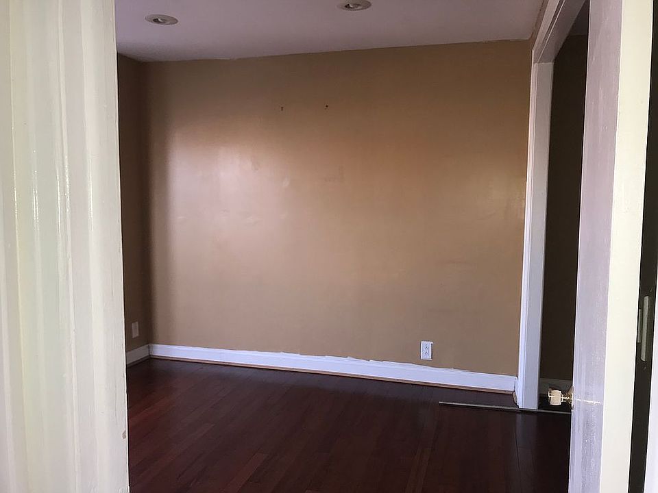 2ndl floor apartment bdrm